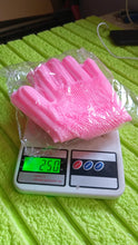 Multi-Purpose Cleaning & Dish Washing Scrub Gloves For Kitchen & Bath!